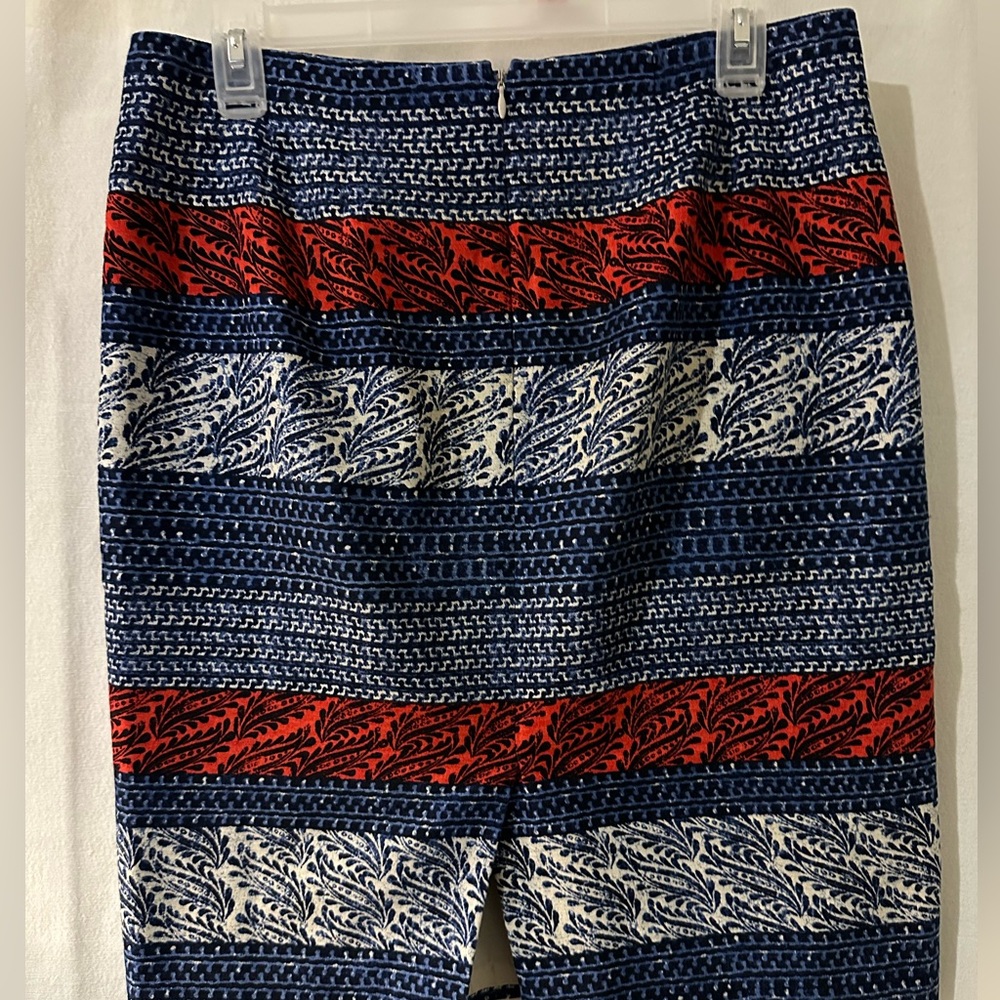 Vintage Inspired Ann Taylor Skirt – Size 4 (Small) – Red, Blue & White Pattern - Picture 7 of 9